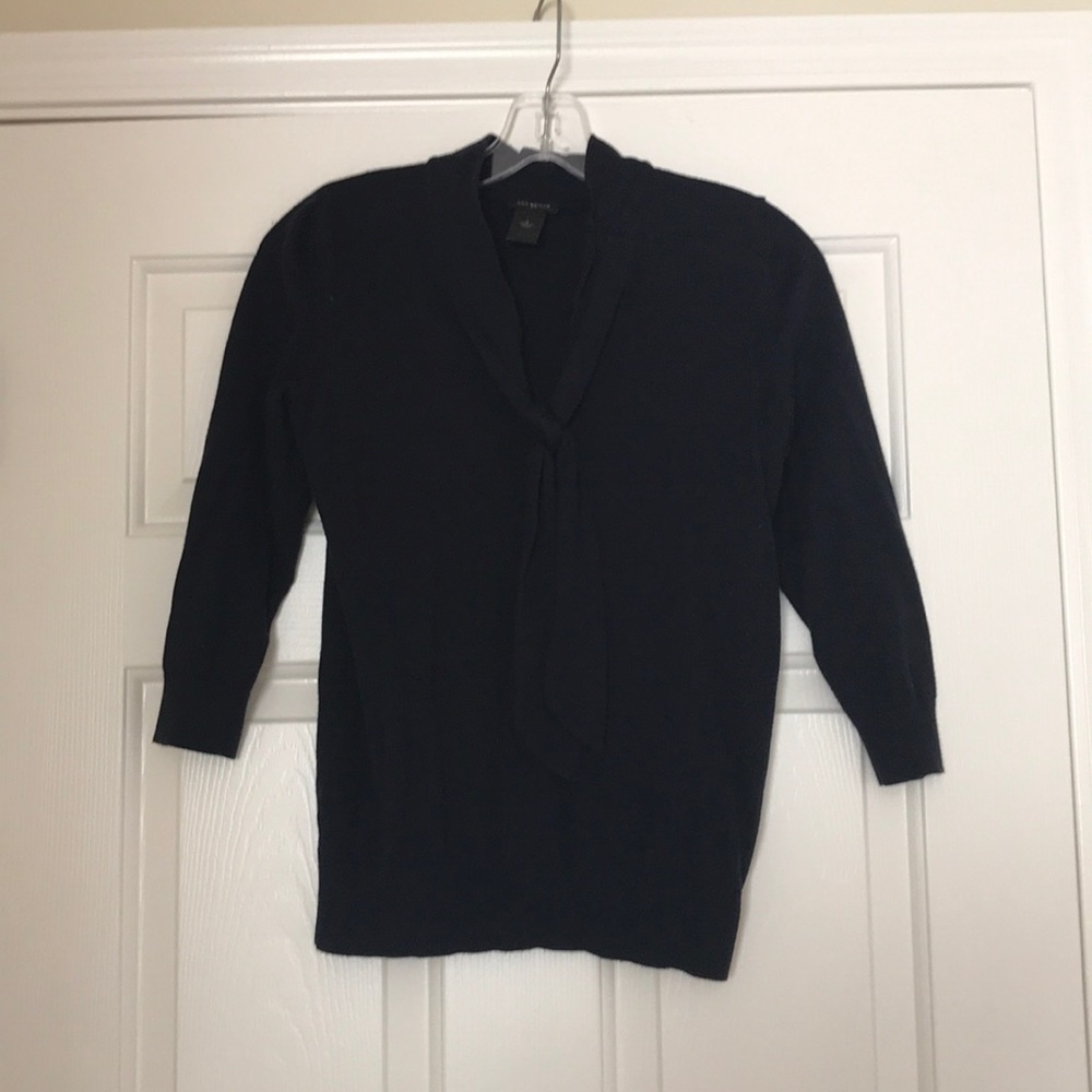 Ann Taylor Oatmeal sweater shirt or navy. - Picture 5 of 7